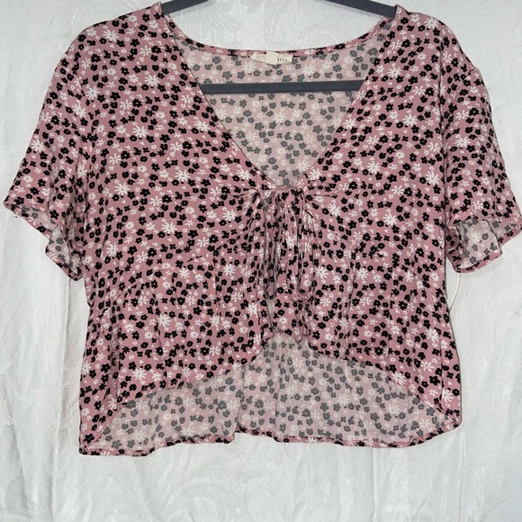 Meet your Posher, Olivia - Picture 10 of 16